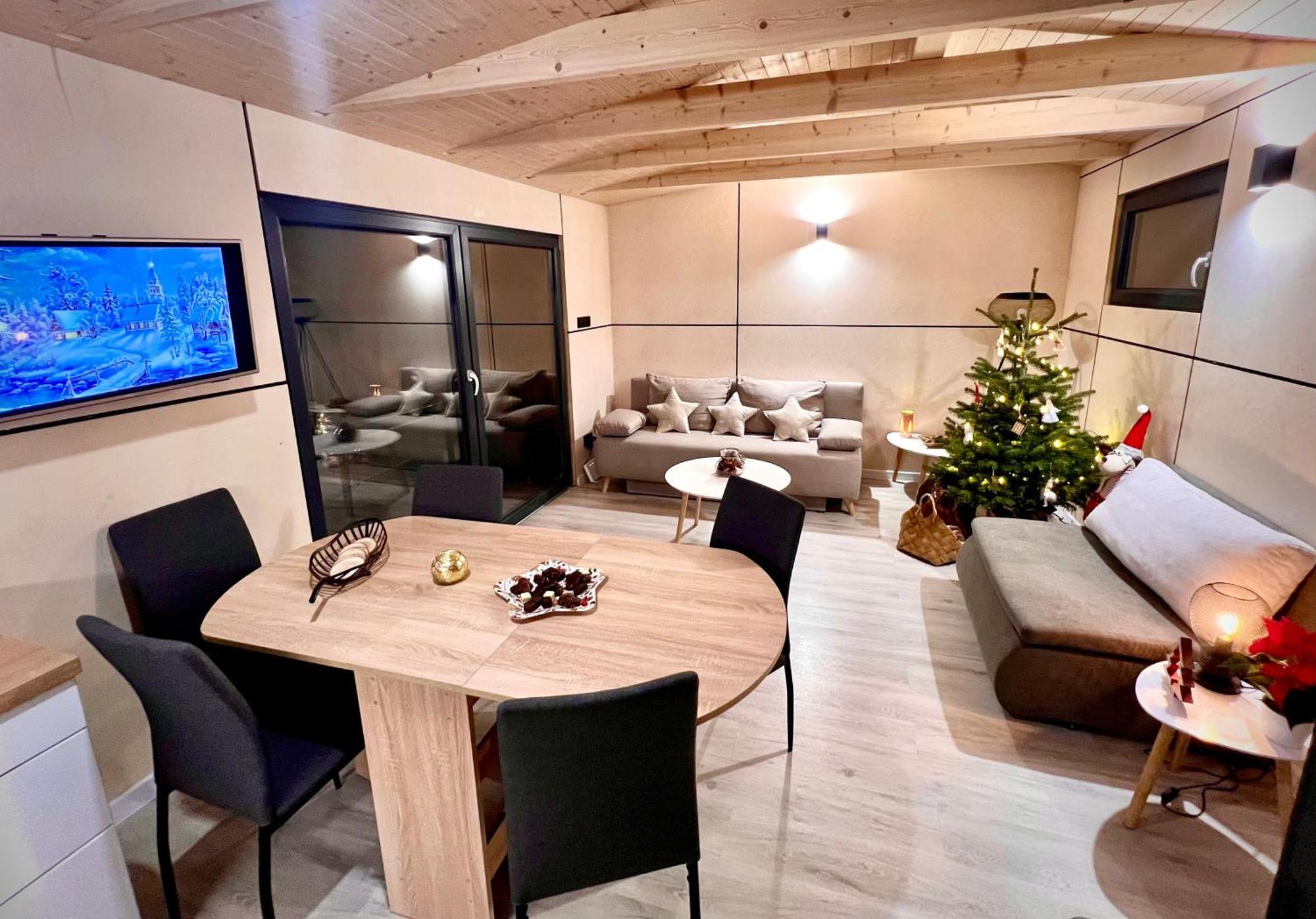 Domcek Pod Vezami S Virivkou A Grilom, Pri Termalnom Kupalisku Apartment Liptovsky Jan Luaran gambar
