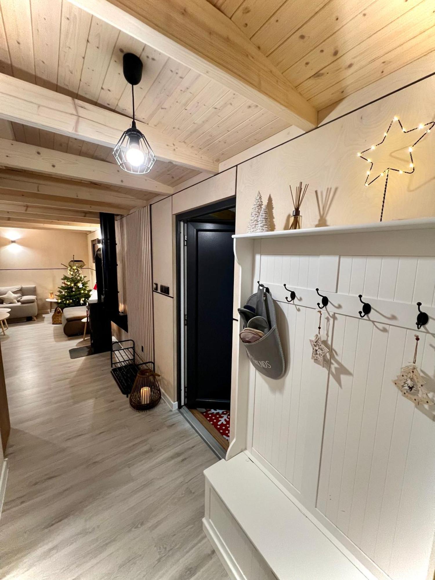 Domcek Pod Vezami S Virivkou A Grilom, Pri Termalnom Kupalisku Apartment Liptovsky Jan Luaran gambar